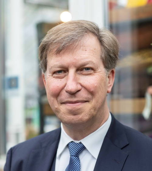 Dr. Hinrich Thölken