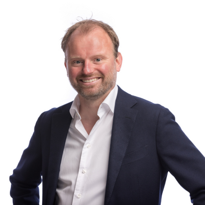 Portretfoto van Robert Kooloos.