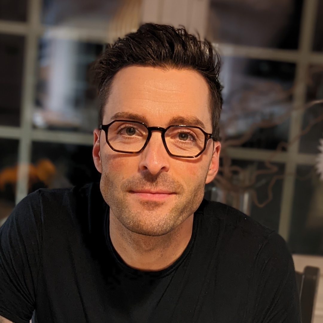 Photo of Magnus Moan, man with glasses