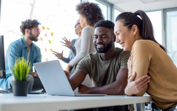 Creating a transformative people experience that caters to the needs of both the organization and its workforce requires embarking on a journey comprising 12 crucial steps.