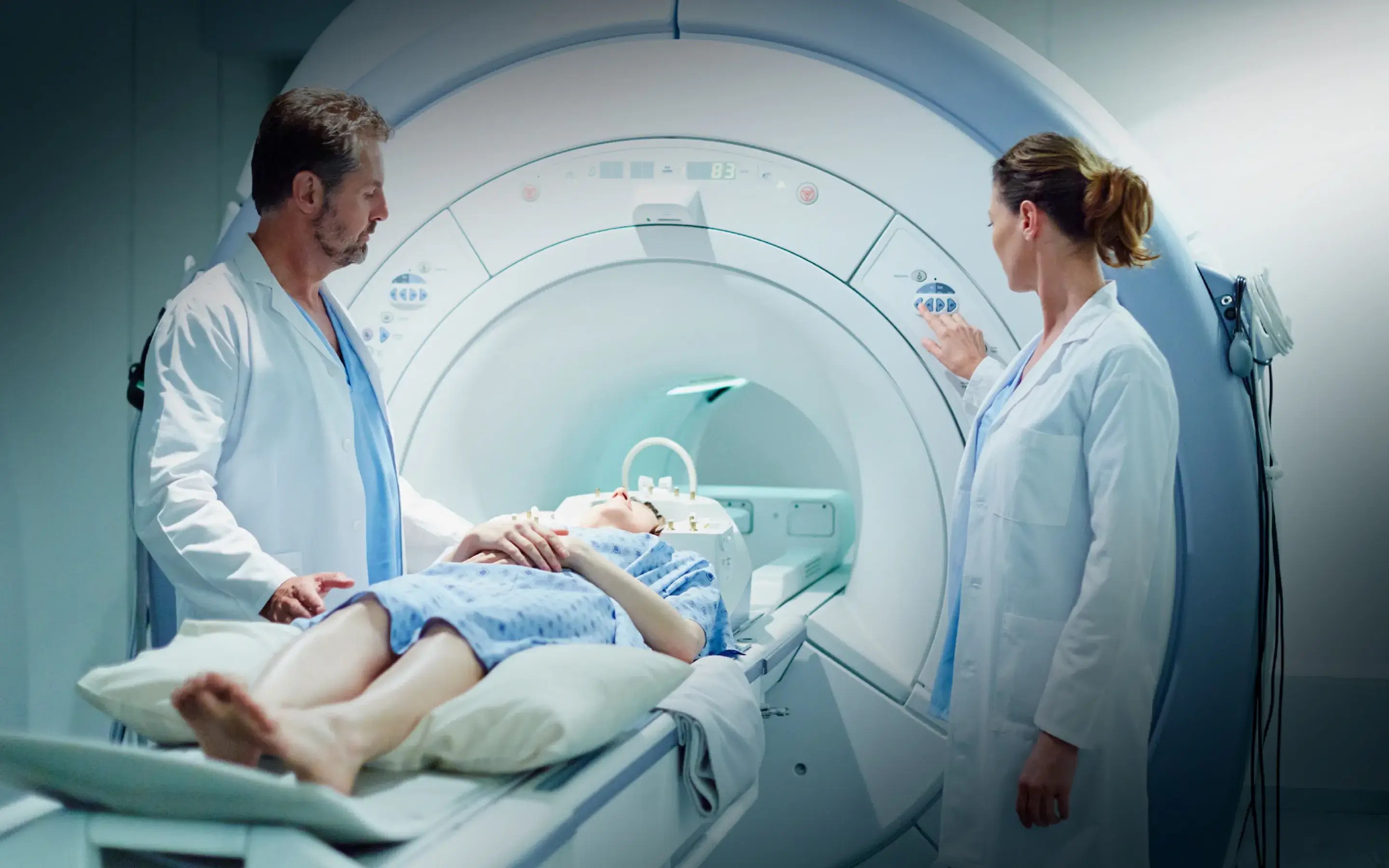 Intelligent-Customer-Operations-for-Healthcare-Life-Sciences-and-Med-Tech-focus