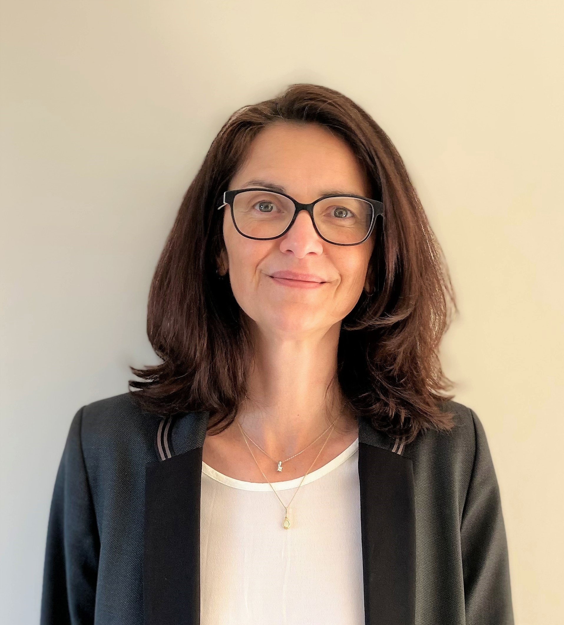 Fabienne Lefever – Our Expert