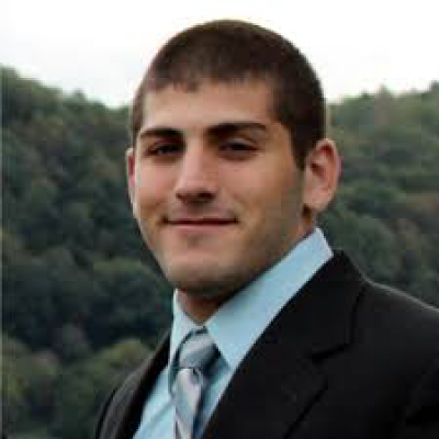 Derek Decandia 
Assistant Vice President of Customer Experience and Technology, L’Oréal SalonCentric